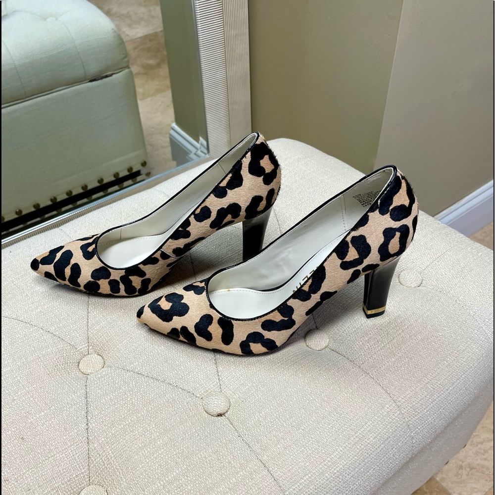 NEW Anne Klein 8 1/2 (Fur feeling) Elegant Heels